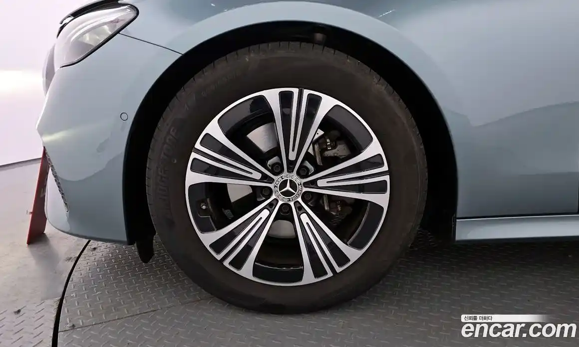 Mercedes-Benz E-Class 2025 2.0 Автомат в Москве № 338003, фото 10