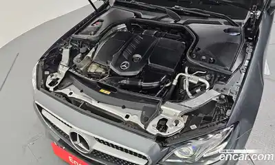 Mercedes-Benz E-Class 2019 1.9 Автомат в Москве № 340571, миниатюра 12