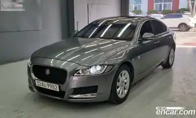 Jaguar XF, 2017