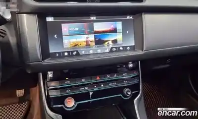 Jaguar XF 2017 2.0 Автомат в Москве № 344372, миниатюра 12