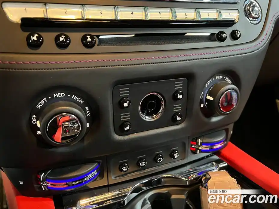 Rolls-Royce Wraith 2020 6.6 Автомат в Москве № 353776, фото 12