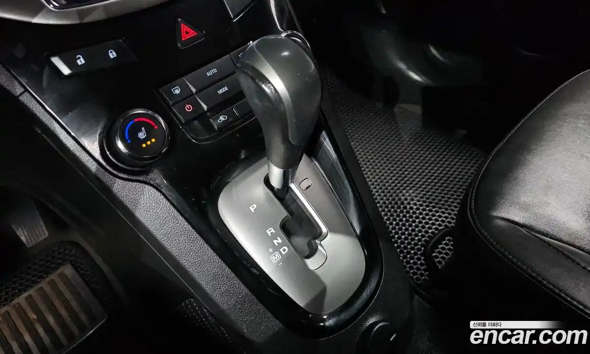 Chevrolet Orlando 2016 1.6 Автомат в Москве № 354460, фото 9