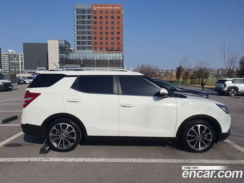 SsangYong TIBOLI 2017 1.6 Автомат в Москве № 35668, фото 4