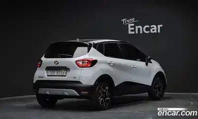 Renault QM3 2017 1.5 Автомат в Москве № 356810, миниатюра 2