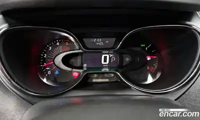 Renault QM3 2017 1.5 Автомат в Москве № 356810, миниатюра 8