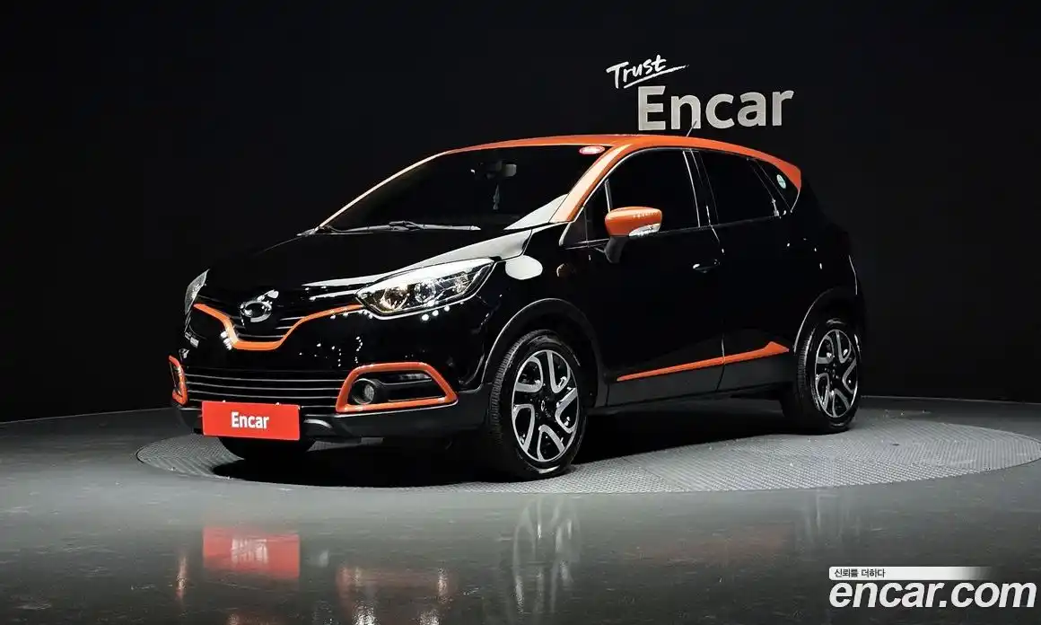 Renault QM3 2015 1.5 Автомат в Москве № 357630, фото 1