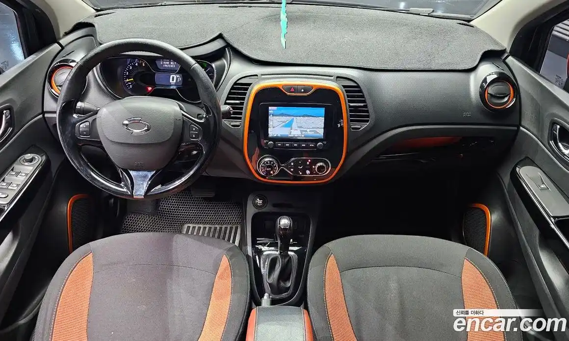 Renault QM3 2015 1.5 Автомат в Москве № 357630, фото 7