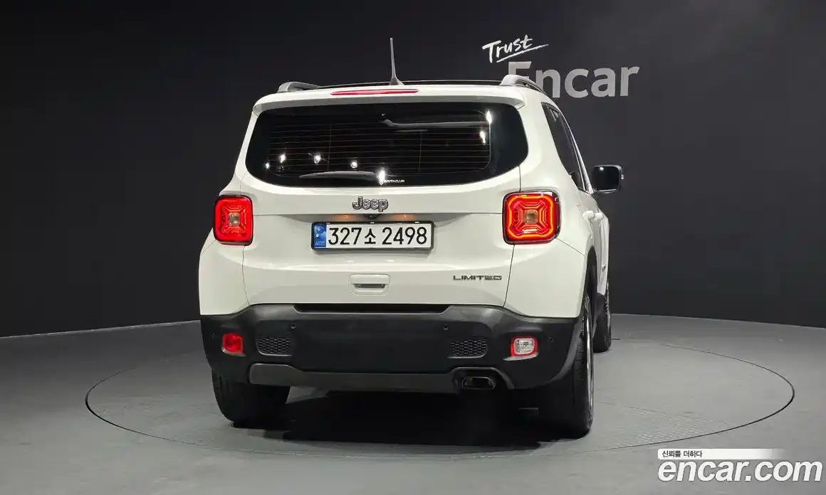 Jeep Renegade 2021 2.4 Автомат в Москве № 360404, фото 4