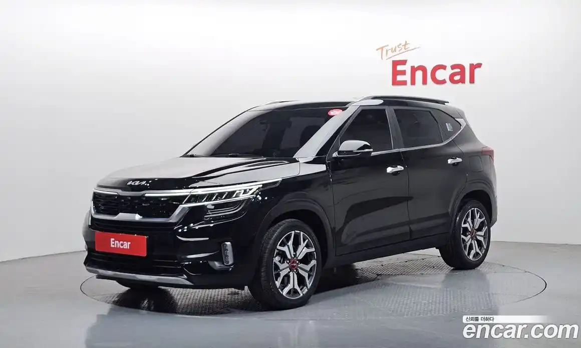 Kia Seltos 2023 1.6 Автомат в Москве № 361999, фото 1