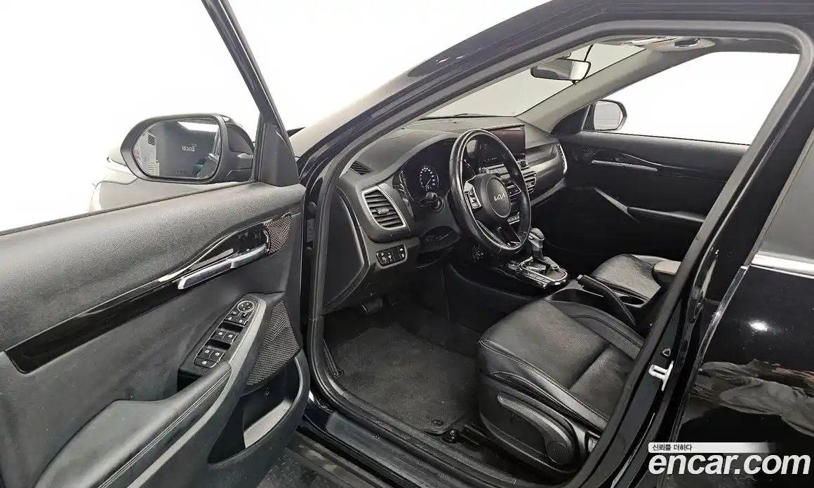 Kia Seltos 2023 1.6 Автомат в Москве № 361999, фото 11