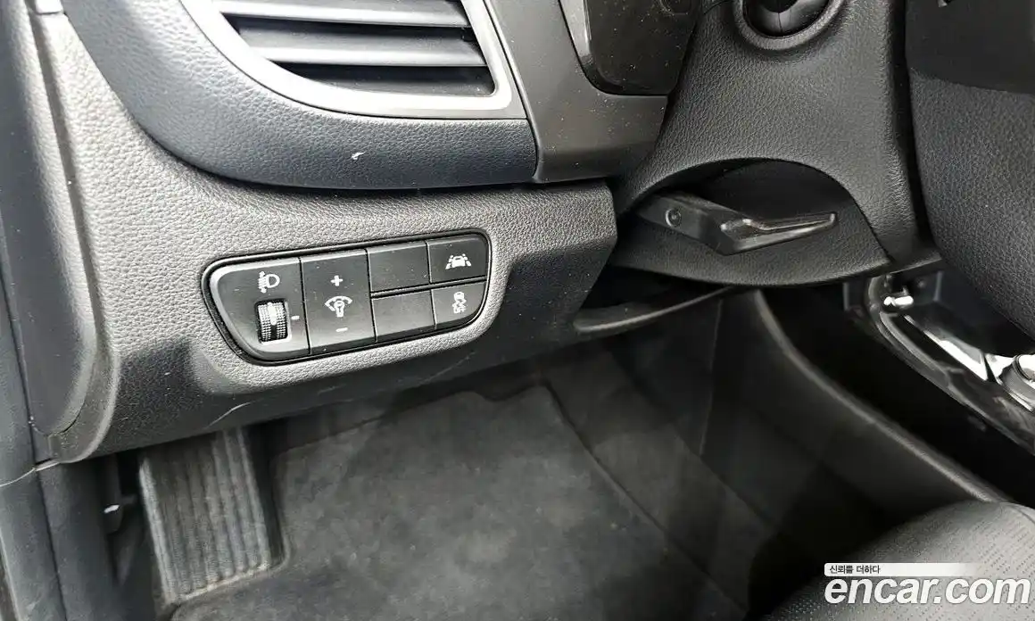 Kia Seltos 2023 1.6 Автомат в Москве № 361999, фото 15