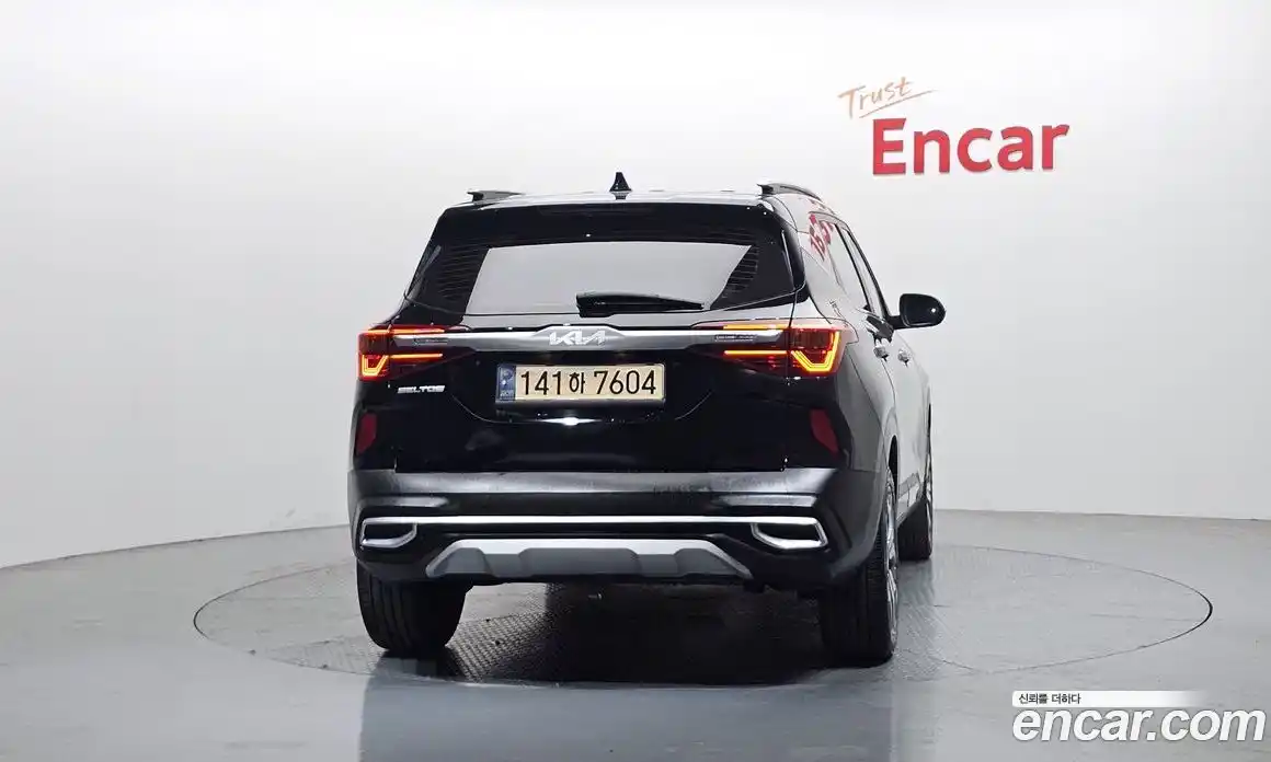 Kia Seltos 2023 1.6 Автомат в Москве № 361999, фото 4