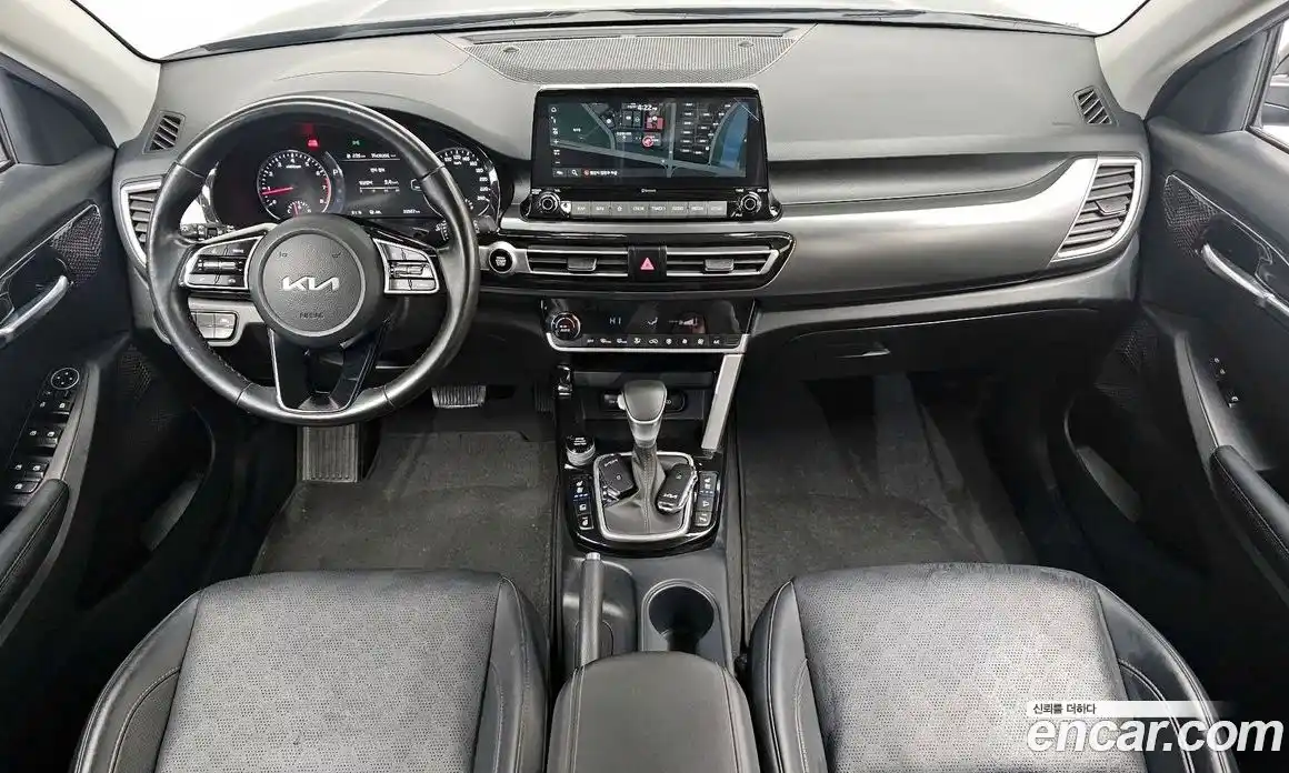 Kia Seltos 2023 1.6 Автомат в Москве № 361999, фото 7