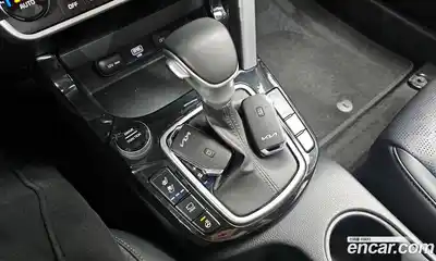 Kia Seltos 2023 1.6 Автомат в Москве № 361999, миниатюра 9