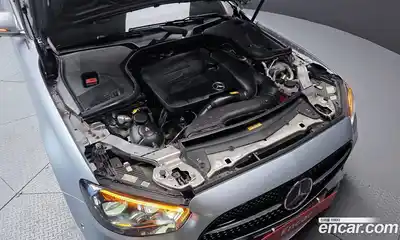 Mercedes-Benz E-Class 2022 2.0 Автомат в Москве № 369235, миниатюра 6