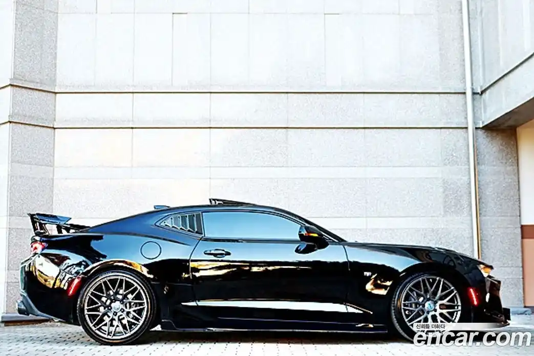 Chevrolet Camaro 2017 6.2 Автомат в Москве № 37433, фото 6