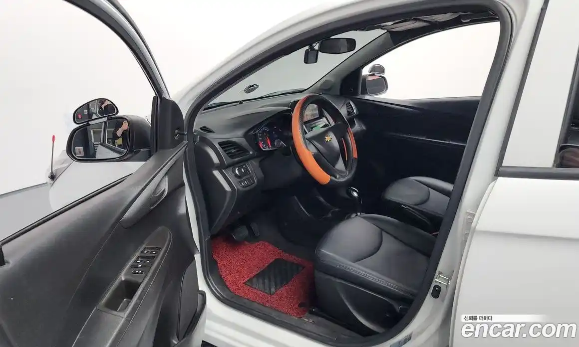 Chevrolet Spark 2016 1.0 Автомат в Москве № 37546, фото 9