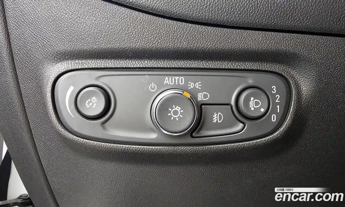 Chevrolet Equinox 2020 1.6 Автомат в Москве № 37866, фото 9