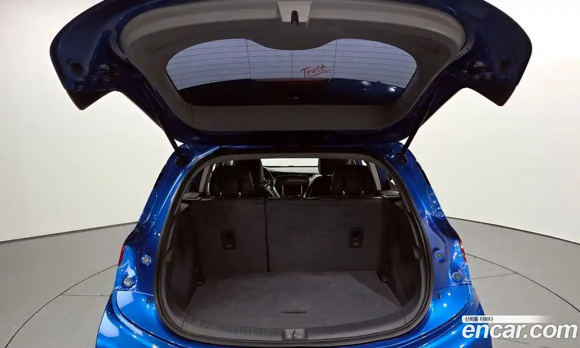 Chevrolet Bolt EV 2017 0.2 Автомат в Москве № 39157, фото 12