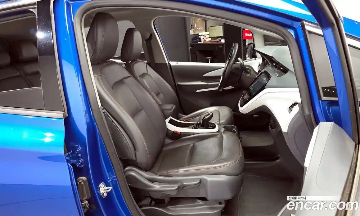 Chevrolet Bolt EV 2017 0.2 Автомат в Москве № 39157, фото 20