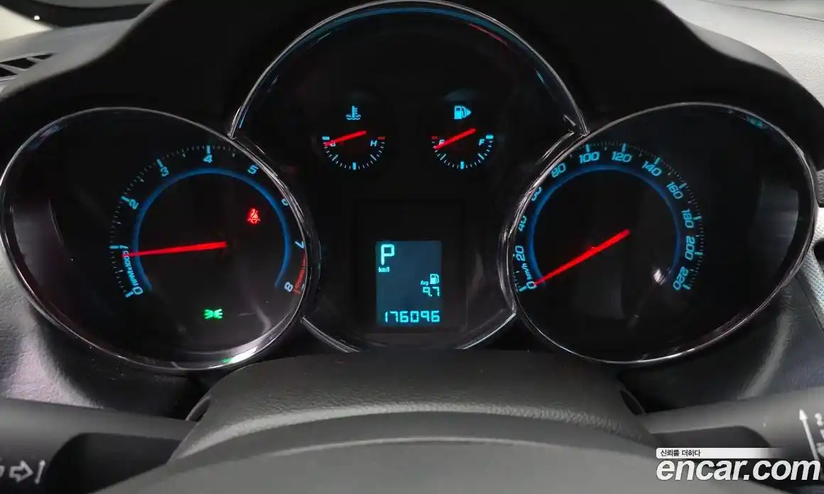 Chevrolet Cruze 2012 1.8 Автомат в Москве № 39386, фото 12