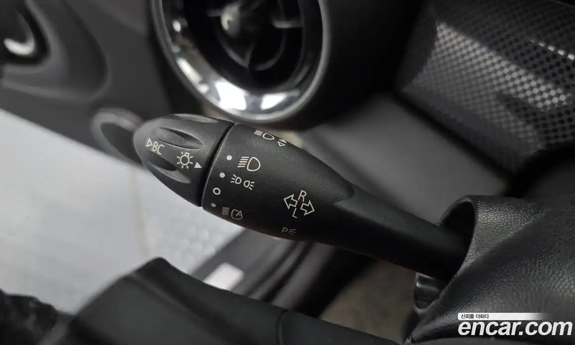 Mini Cooper 2011 1.6 Автомат в Москве № 396564, фото 16