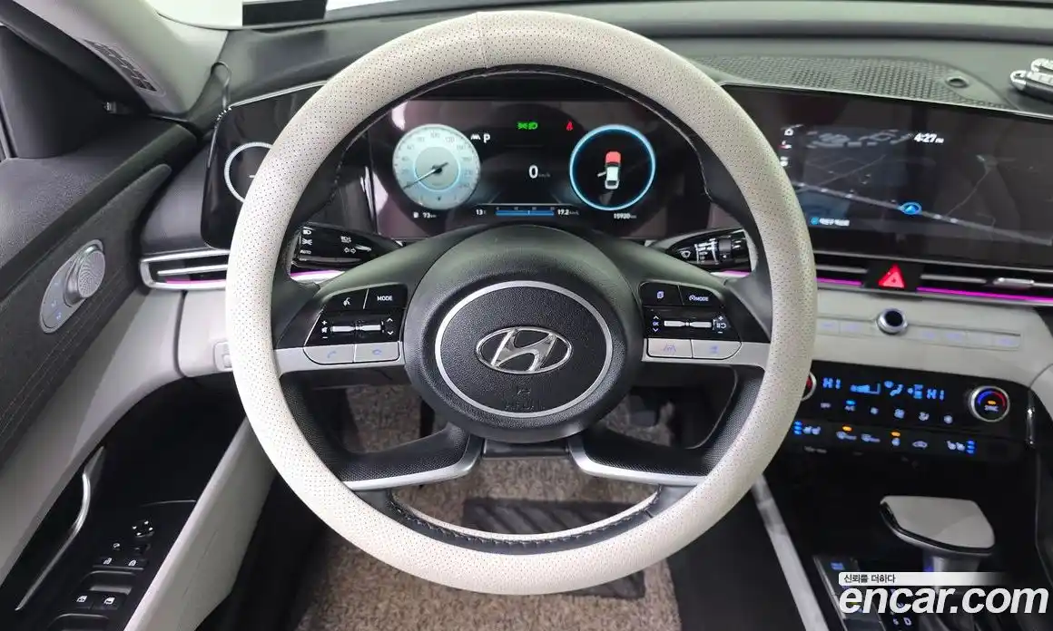 Hyundai Avante 2021 1.6 Автомат в Москве № 397438, фото 14