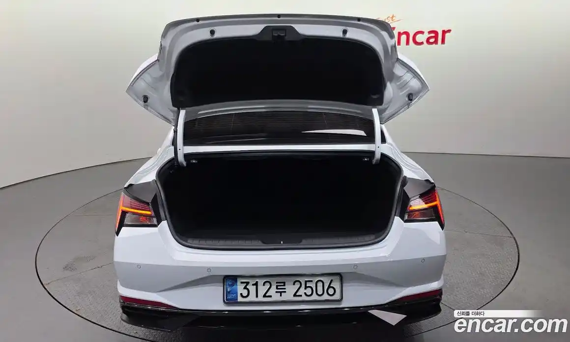 Hyundai Avante 2021 1.6 Автомат в Москве № 397438, фото 20