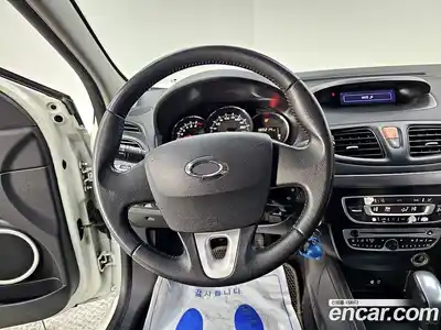 Renault SM3 2010 1.6 Автомат в Москве № 402159, миниатюра 12