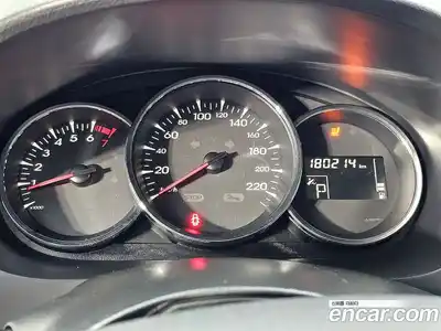 Renault SM3 2010 1.6 Автомат в Москве № 402159, миниатюра 7