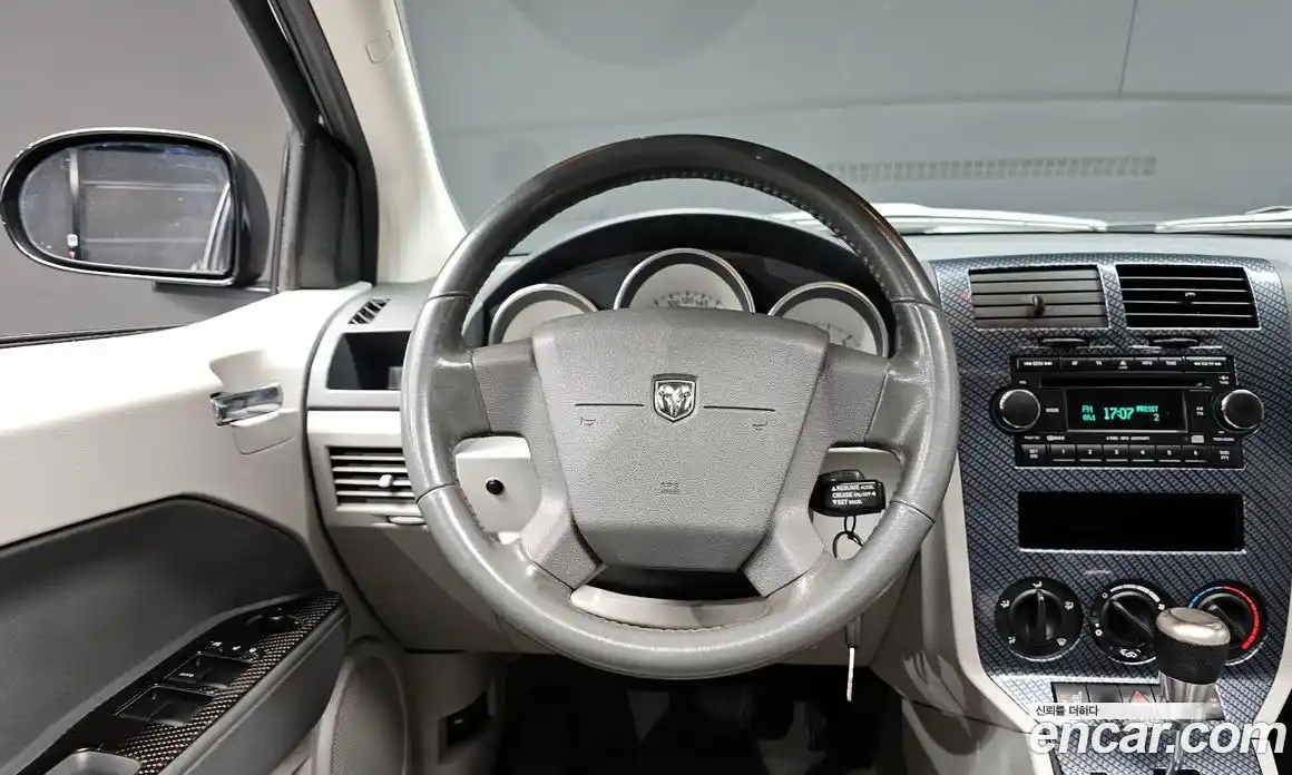 Dodge Caliber 2007 2.0 Автомат в Москве № 402705, фото 13