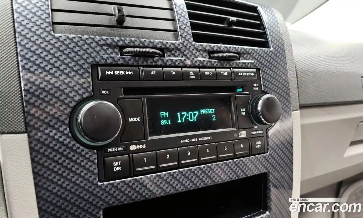 Dodge Caliber 2007 2.0 Автомат в Москве № 402705, фото 14