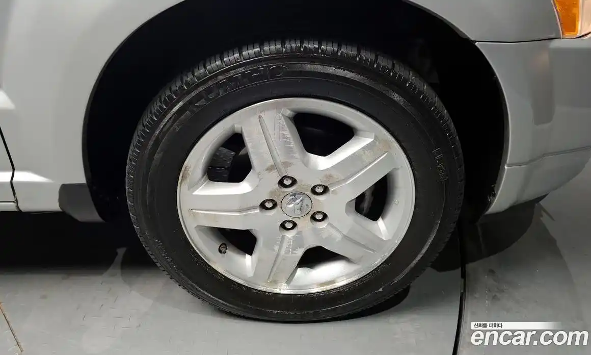 Dodge Caliber 2007 2.0 Автомат в Москве № 402705, фото 5