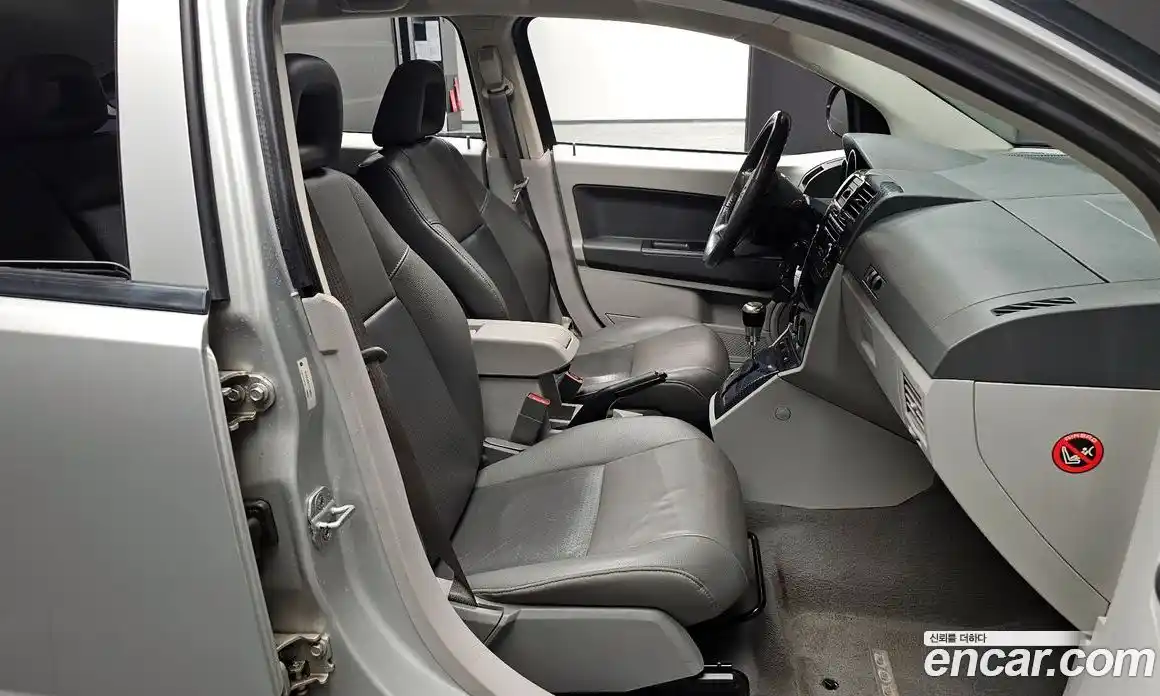 Dodge Caliber 2007 2.0 Автомат в Москве № 402705, фото 10