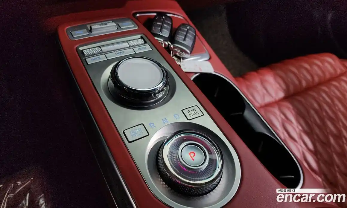 Genesis GV70 2021 2.5 Автомат в Москве № 405696, фото 9