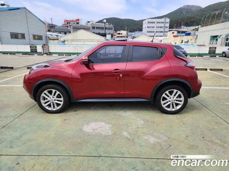 Nissan Juke 2017 1.6 Автомат в Москве № 406260, фото 19