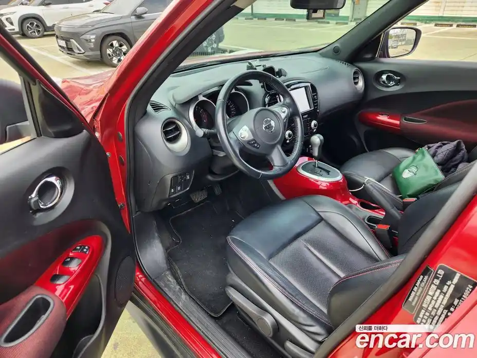Nissan Juke 2017 1.6 Автомат в Москве № 406260, фото 10