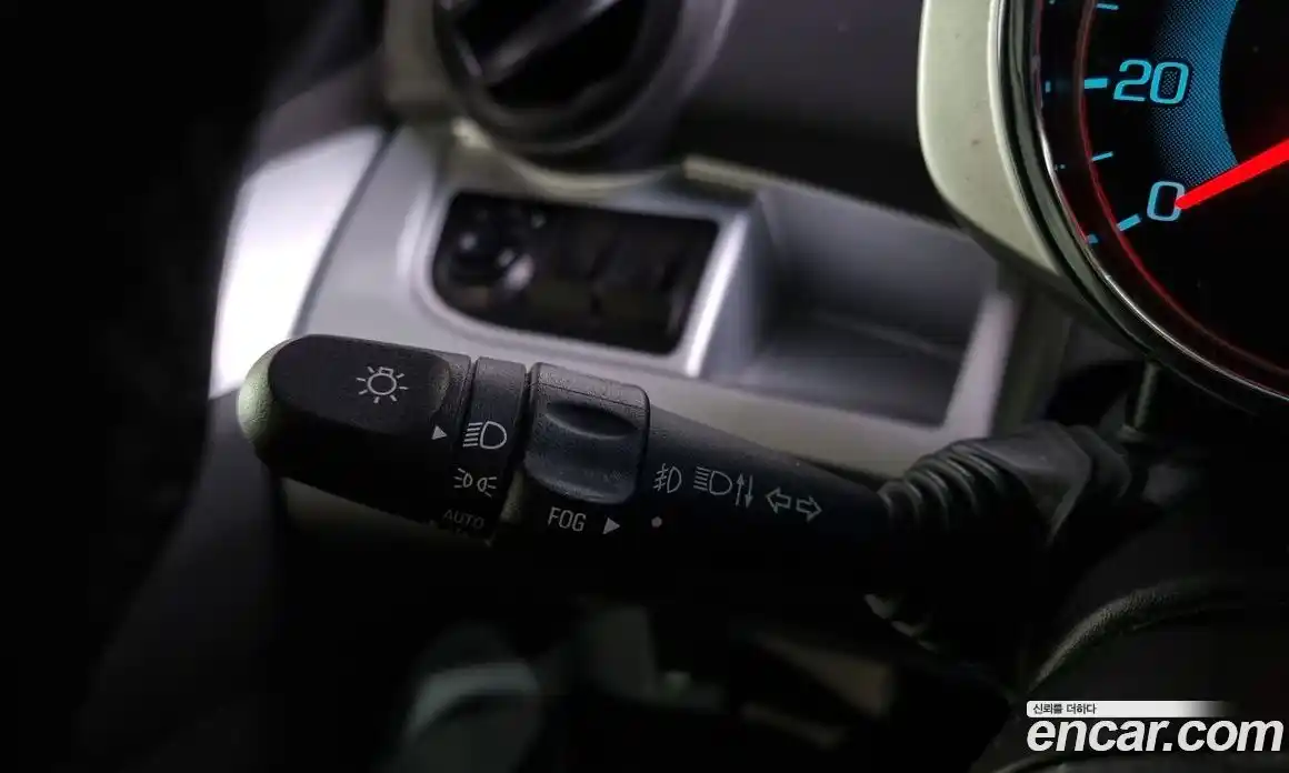 Chevrolet Spark 2015 1.0 Автомат в Москве № 40647, фото 20