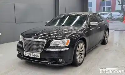 Chrysler 300C, 2012