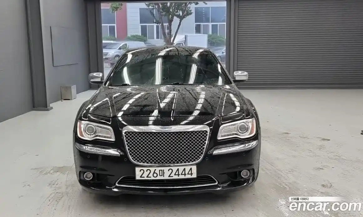 Chrysler 300C 2012 3.6 Автомат в Москве № 407546, фото 3