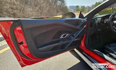 Audi R8 2017 5.2 Автомат в Москве № 414903, миниатюра 12