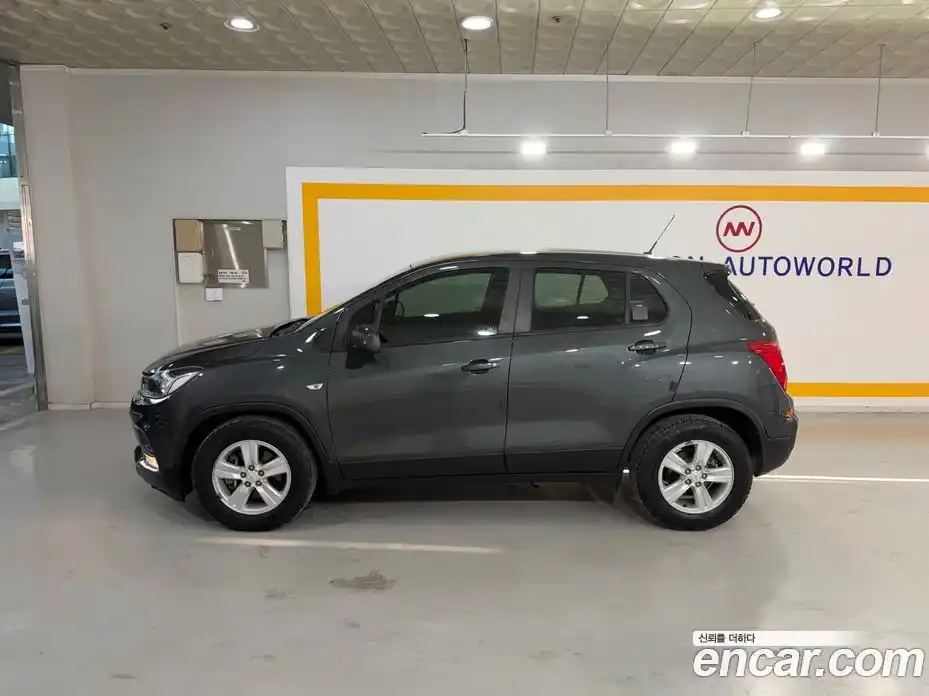 Chevrolet Trax 2017 1.4 Автомат в Москве № 42323, фото 3