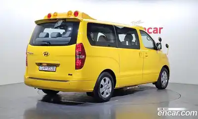 Hyundai Starex 2020 2.4 Автомат в Москве № 48397, миниатюра 2