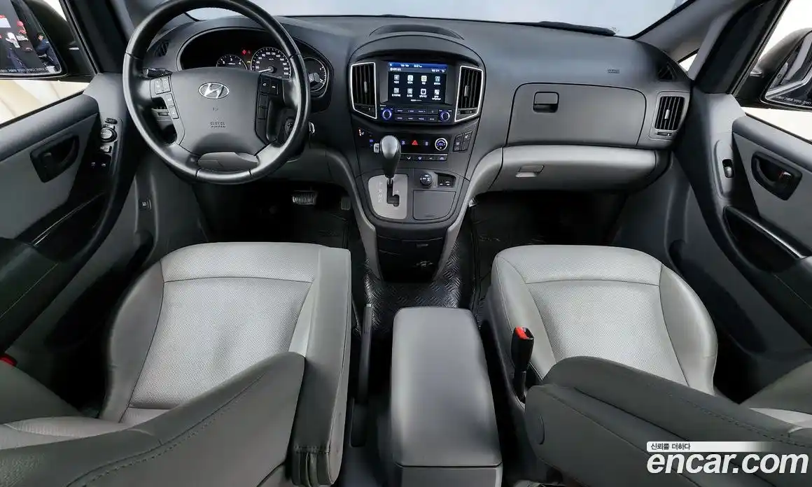 Hyundai Starex 2021 2.5 Автомат в Москве № 48523, фото 6