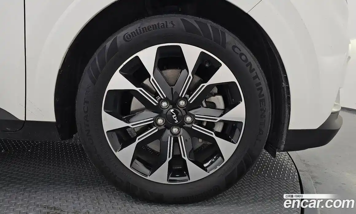 Kia Canival 2023 2.2 Автомат в Москве № 50627, фото 11