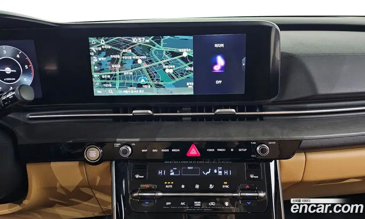 Kia Canival 2023 2.2 Автомат в Москве № 50627, фото 20