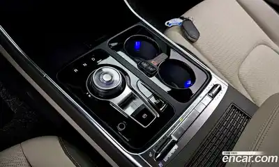 Kia Canival 2024 3.5 Автомат в Москве № 50661, миниатюра 11