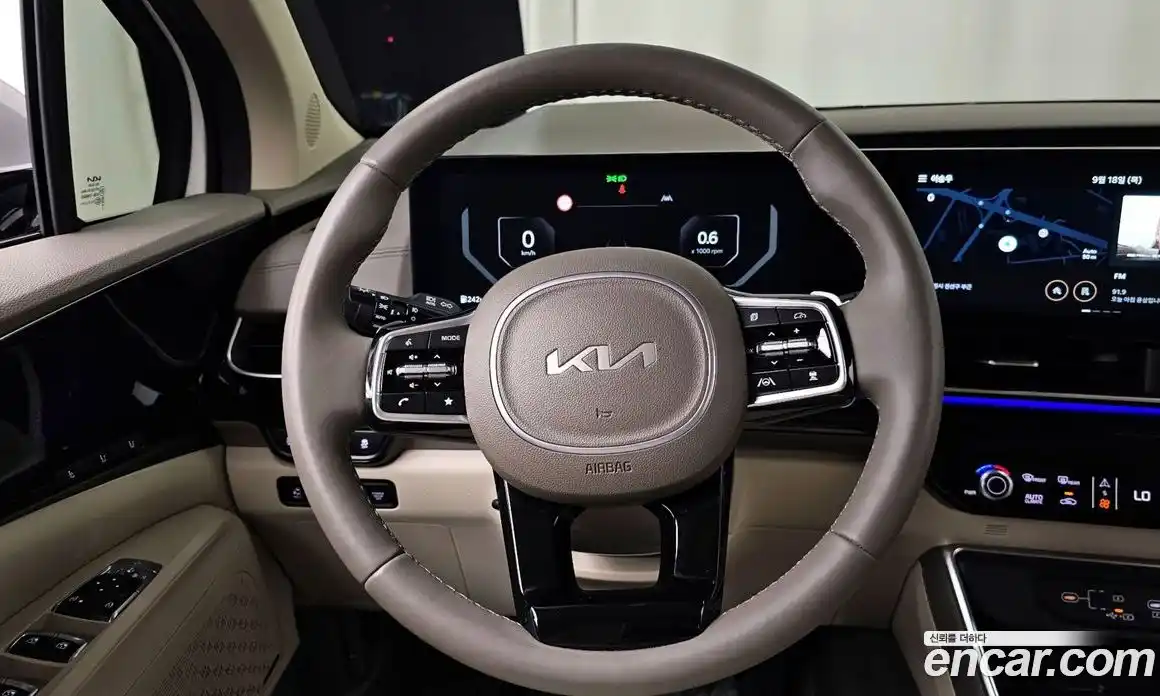 Kia Canival 2024 3.5 Автомат в Москве № 50661, фото 12