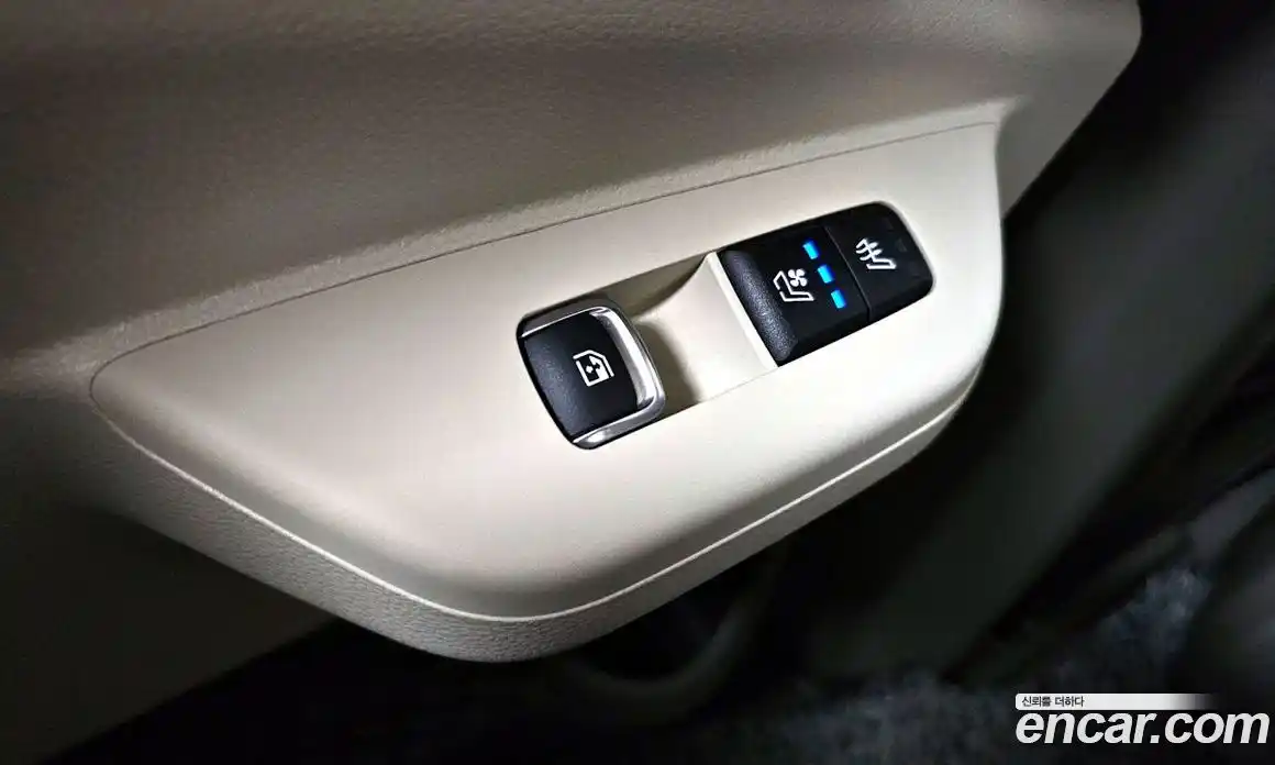 Kia Canival 2024 3.5 Автомат в Москве № 50661, фото 18