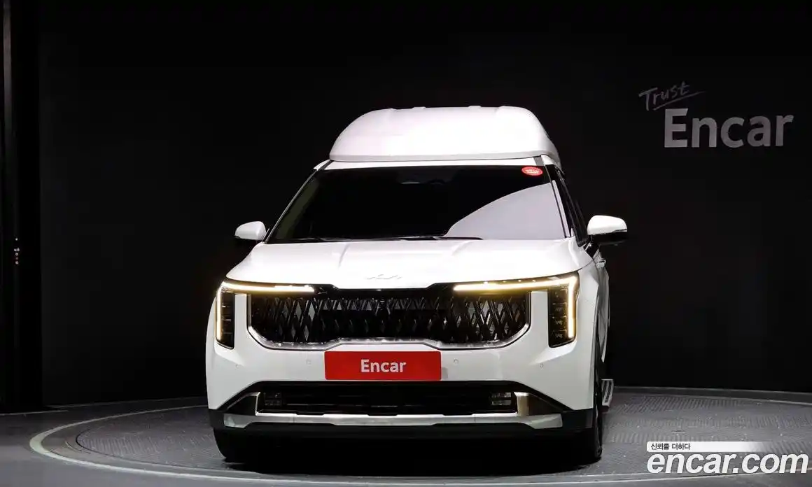 Kia Canival 2024 3.5 Автомат в Москве № 50661, фото 3